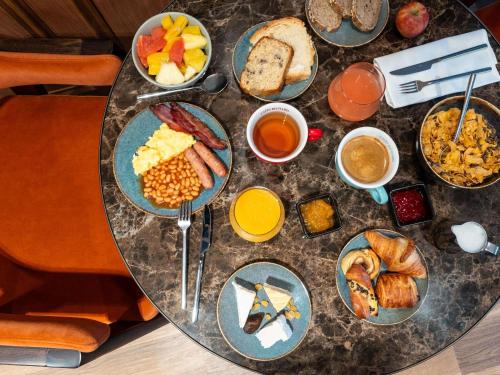 Φαγητό σε αυτό το ξενοδοχείο ή κάπου εκεί κοντά