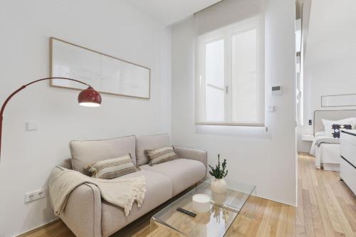 Bright New Studio Near Madrid City Center