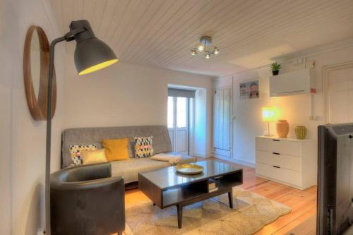 Ideal address with fantastic view Castel -Old Town-River