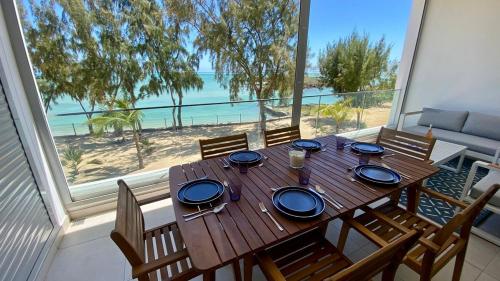 Seaside Escape with Breathtaking View