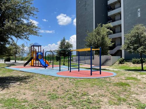 Parc infantil de Depa con Cocina, Sala, Comedor y Alberca