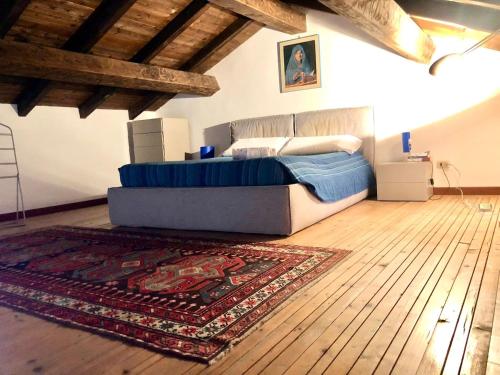 Private terrace penthouse with elevator Piazza Spagna