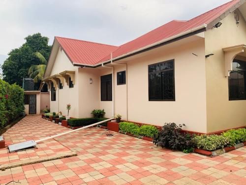 Budova, kde se prázdninový dům nachází