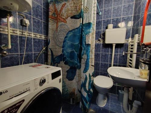 Un baño de Ćele-kula Apartment