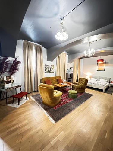 Artist Studio in City Center