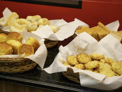 Φαγητό σε αυτό το ξενοδοχείο ή κάπου εκεί κοντά