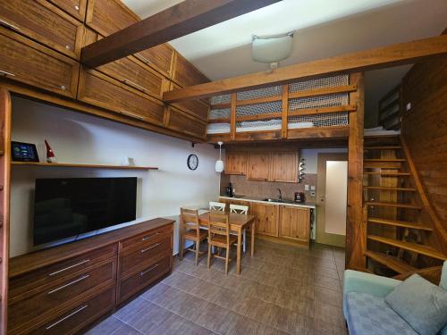 Cihlářka - Liščí doupě 110