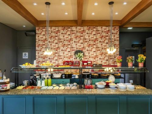 Jídlo v hotelu nebo okolí