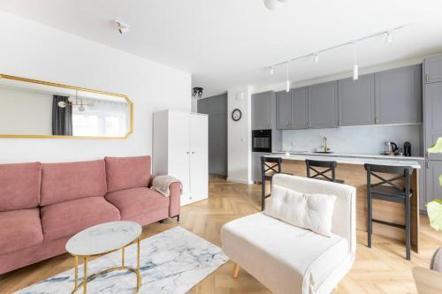 Kościelna Apartment with free parking
