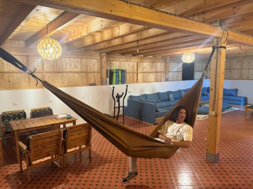 Posezení v ubytování KAZA Moon Surf camp