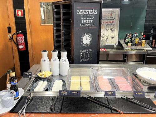 Jídlo v hotelu nebo okolí