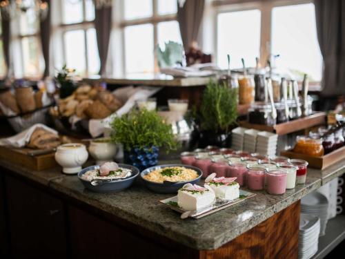 Jídlo v hotelu nebo okolí