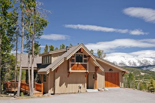 Gallery image of Moonlight Mountain Home - 1 Hidden Trail in Big Sky Mountain Village