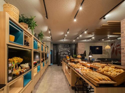 Đồ ăn tại/gần khách sạn