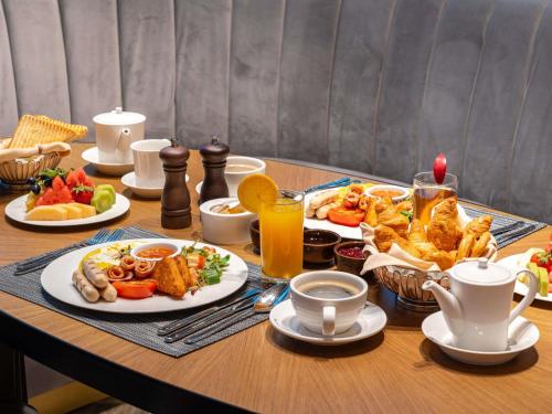 Jídlo v hotelu nebo okolí