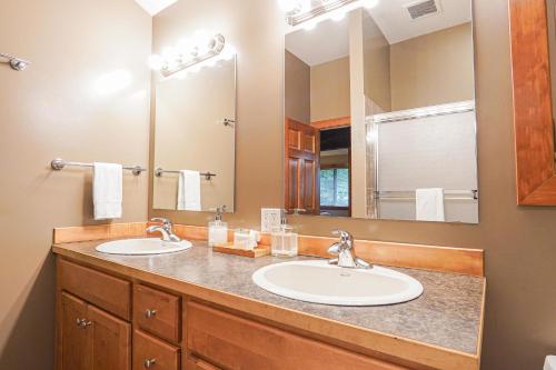 Ένα μπάνιο στο Avventura Chalet