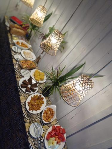 Mad i den private indkvartering eller i nærheden