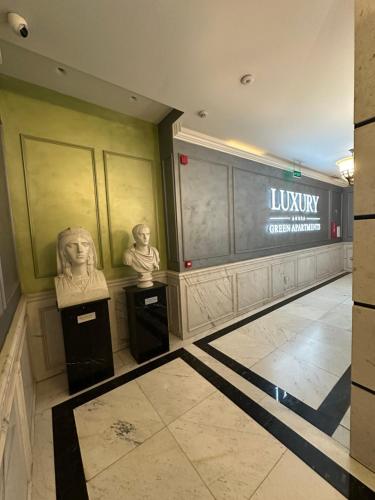 Luxury & Green Apartments Modern Stay with Private Terrace, Free Parking