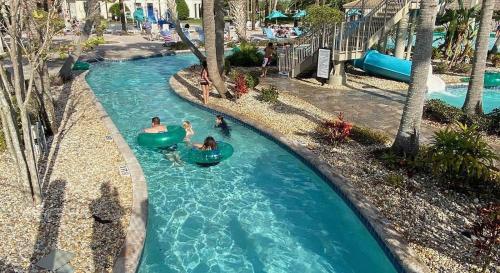 Immaculate Family Home - 7 Bed - with an Amazing Waterfall Pool photo 72