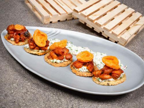 Jídlo v hotelu nebo okolí