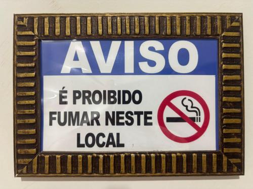 Chứng chỉ, giải thưởng, bảng hiệu hoặc các tài liệu khác trưng bày tại Apto Bandeirantes PR - Tv Smart, Ar condicionado, Frigabar, Wifi