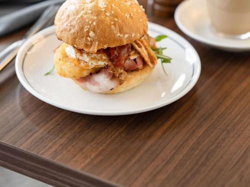 Refeições no hotel ou nas proximidades