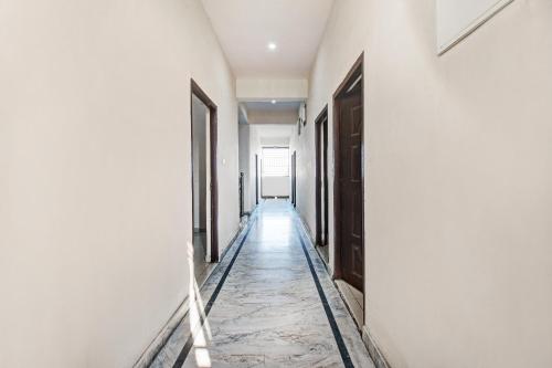 Fotografie z fotogalerie ubytování Hotel O JR Hotel v destinaci Lakhnaú