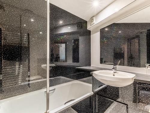 Vannituba majutusasutuses 4 Bed in Bideford OAPPL