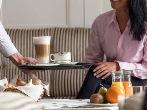 Mad på hotellet eller i nærheden