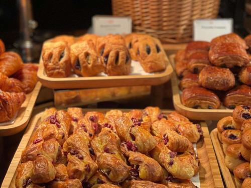 Mad på resortet eller i nærheden