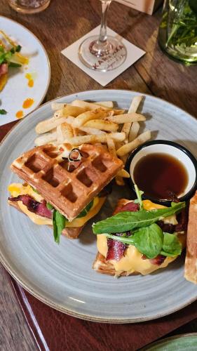 Jídlo v hotelu nebo okolí