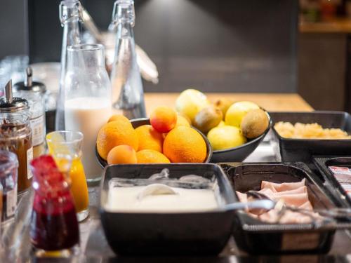 Jídlo v hotelu nebo okolí