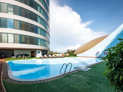 สระว่ายน้ำที่อยู่ใกล้ ๆ หรือใน Pullman Vung Tau