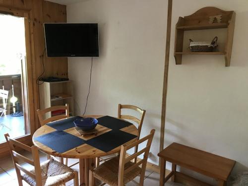 Charmant appartement avec WiFi à Samoëns - FR-1-846-20