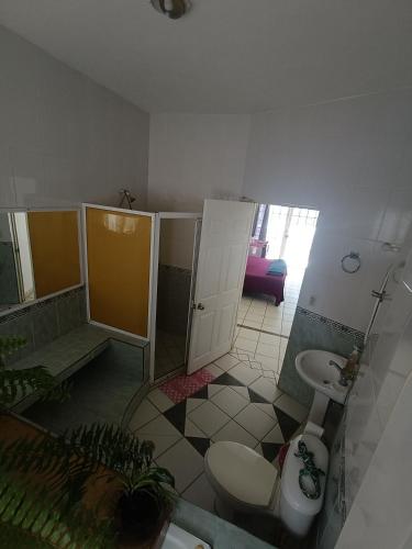 Koupelna v ubytování Casa matanchen privada a pie de playa