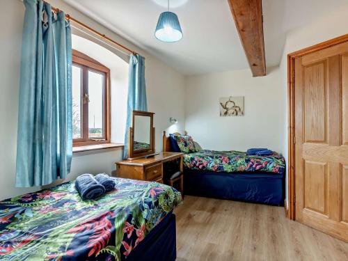 Katil atau katil-katil dalam bilik di 3 Bed in Ellesmere 94419