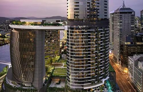 Iconic 1BR River Views Sky Deck & Casino Living