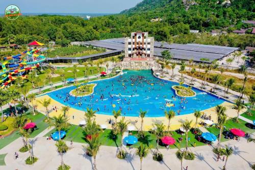 an aerial view of a water park at a resort at Lâm Viên Hotel & Retreat in Kon Rung (1)