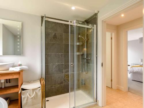 Koupelna v ubytování 5 Bed in Abersoch 55385