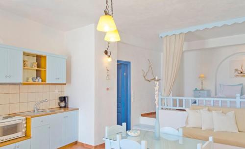 Fotografie z fotogalerie ubytování Aspro Mple v destinaci Astypalaia