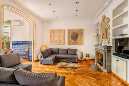 The Collection Barcelona - Huge historic 5BD with private Terrace!