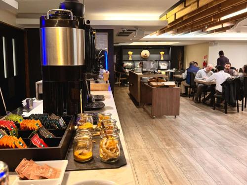 Φαγητό σε αυτό το ξενοδοχείο ή κάπου εκεί κοντά