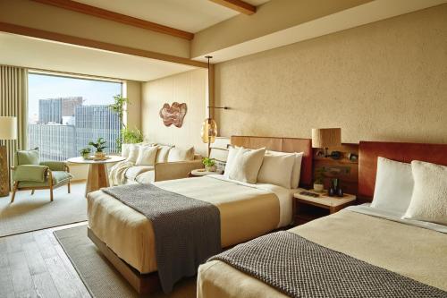 Ένα ή περισσότερα κρεβάτια σε δωμάτιο στο 1 Hotel Tokyo