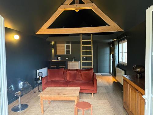 Χώρος καθιστικού στο Rénovation de charme, nature, étang, authenticité