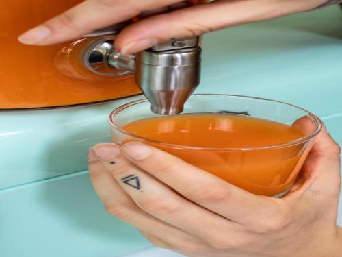 Nápoje v ubytování ibis Styles Bangkok Silom