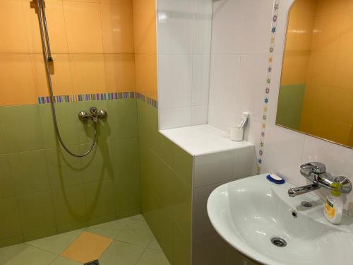 Koupelna v ubytování Къща за гости Здравец