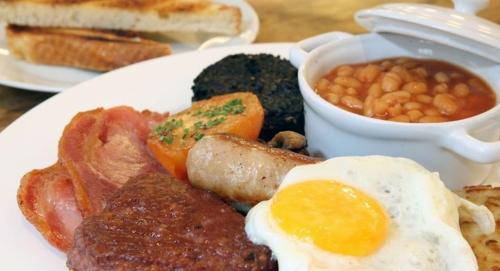 Jídlo v hotelu nebo okolí