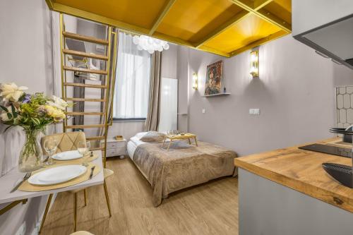 Warsaw Praga Studio - Central Access - by Rentujemy