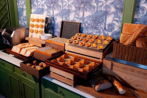 Mad på hotellet eller i nærheden