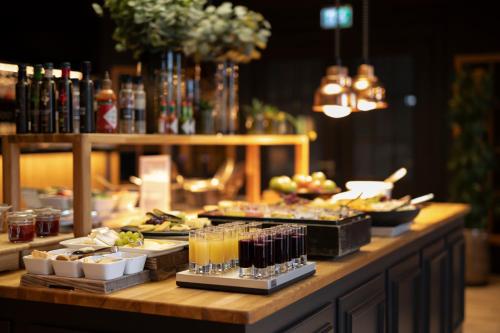 Mad på hotellet eller i nærheden